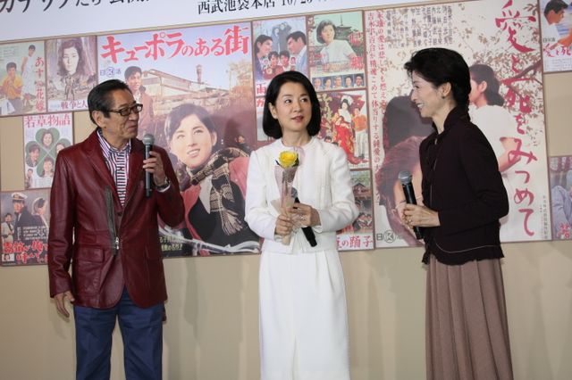 サプライズも！吉永小百合の会見フォトギャラリー（5枚目）