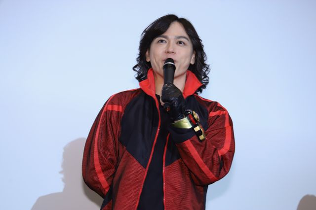 シュシュッと参上！『忍風戦隊ハリケンジャーでござる！　シュシュッと20th Anniversary』初日舞台あいさつ（2枚目）