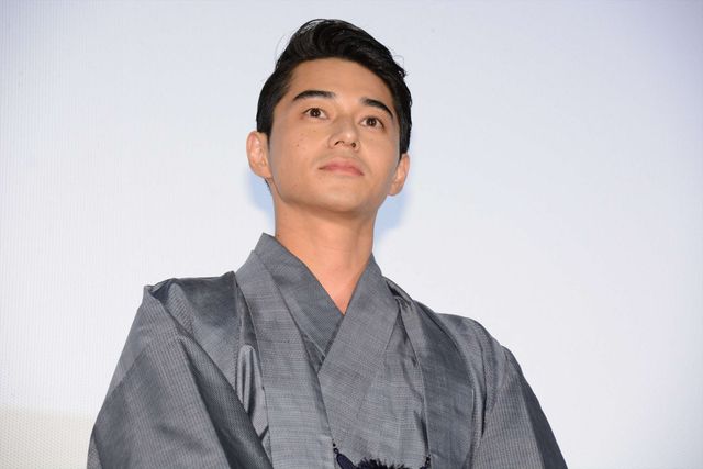 松山ケンイチ＆東出昌大、和服姿で登壇！フォトギャラリー（3枚目）