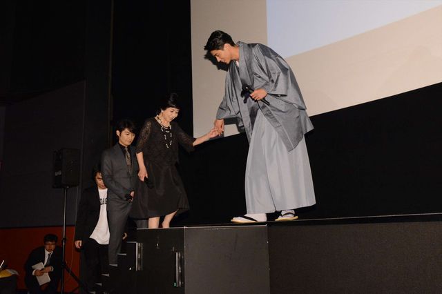 松山ケンイチ＆東出昌大、和服姿で登壇！フォトギャラリー（6枚目）