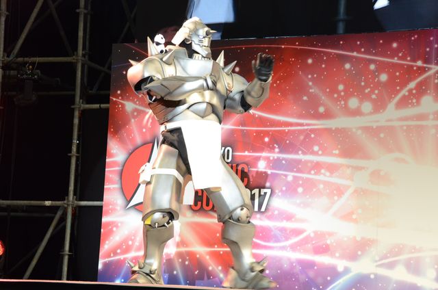 本田翼がこ～んな笑顔に！「ハガレン・コスプレコンテスト」（2枚目）