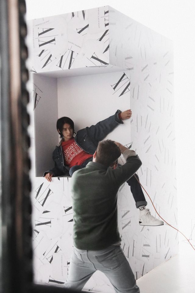 かっこよすぎ！山崎賢人「アルマーニ エクスチェンジ」広告ビジュアル＆メイキングフォト（5枚目）