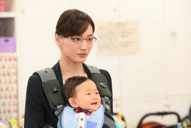 綾瀬はるか、竹野内豊、佐藤健ら「義母と娘のブルース」SPドラマ場面写真（6枚目）