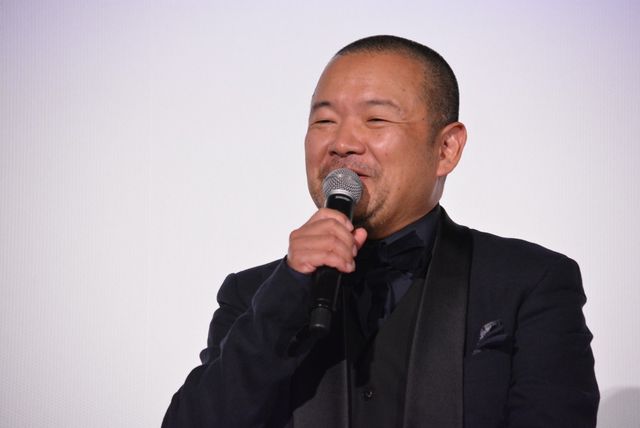 広瀬すずらカラフルなドレスで登場！映画『SUNNY 強い気持ち・強い愛』初日舞台あいさつ（12枚目）