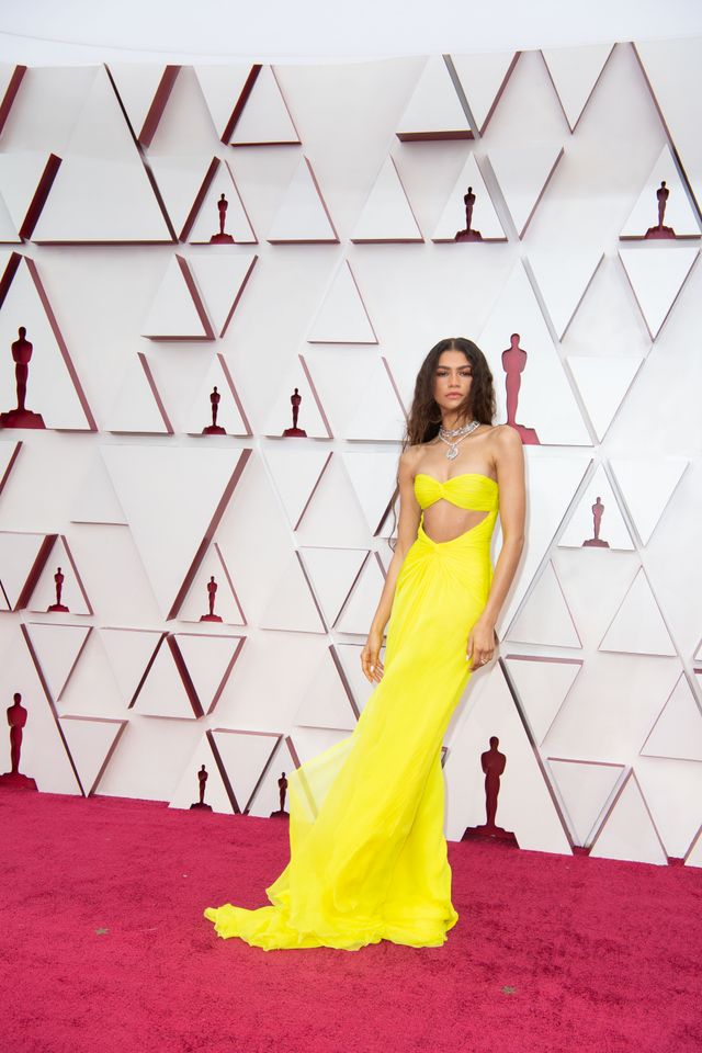 マスクとのコーデも！女優たちのオスカールック（17枚目）