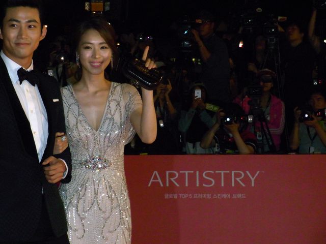 第18回釜山国際映画祭オープニングレッドカーペット 写真ギャラリー（3枚目）