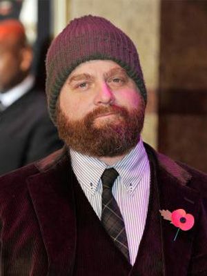 13歳年下の恋人と結婚する予定のザック・ガリフィナーキス