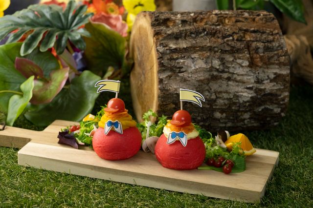 瓶に入ったアリスをイメージしたドリンクも！「ディズニー ふしぎの国のアリス」OH MY CAFEのメニュー＆グッズ（17枚目）