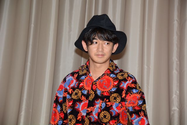 瑛太、松田龍平への愛を告白！　「龍平のことばっかり考えちゃう」　画像ギャラリー（9枚目）