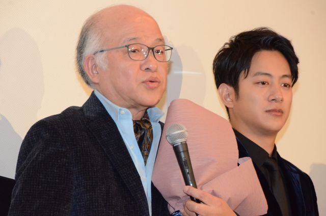 浅田次郎が藤野涼子、溝端淳平らキャスト陣を称える！『輪違屋糸里　京女たちの幕末』初日舞台あいさつ（7枚目）