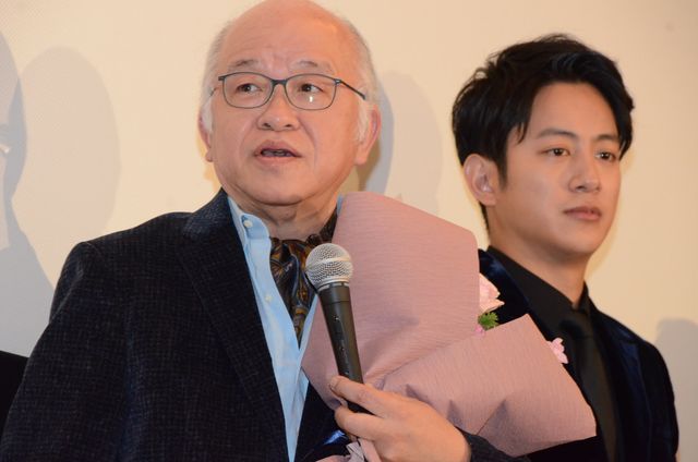 浅田次郎が藤野涼子、溝端淳平らキャスト陣を称える！『輪違屋糸里　京女たちの幕末』初日舞台あいさつ（8枚目）