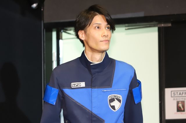 「デカレンジャー」“ボス”稲田徹のかけ声で6人同時変身！『デカレンジャー20th』初日舞台あいさつ（6枚目）