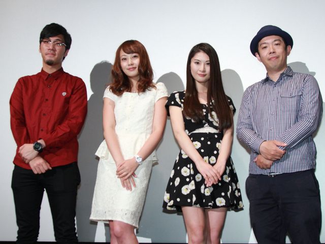 『妹ちょ』”なんちゃって4D”イベント開催！　冒頭シーンを橋本甜歌らが生再現！　ユリの香りも！　画像ギャラリー（2枚目）