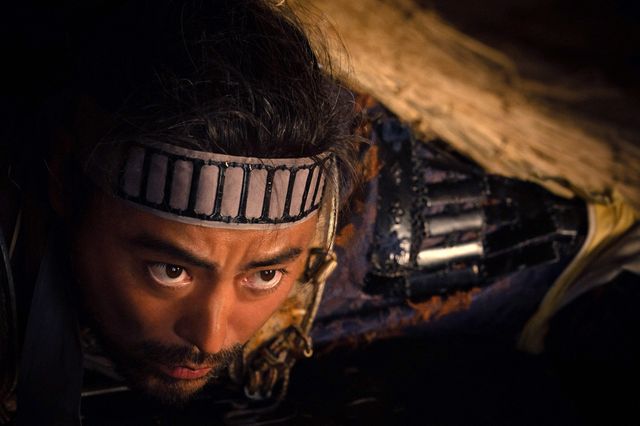 潜入する半蔵…「どうする家康」第8回の場面写真：フォトギャラリー