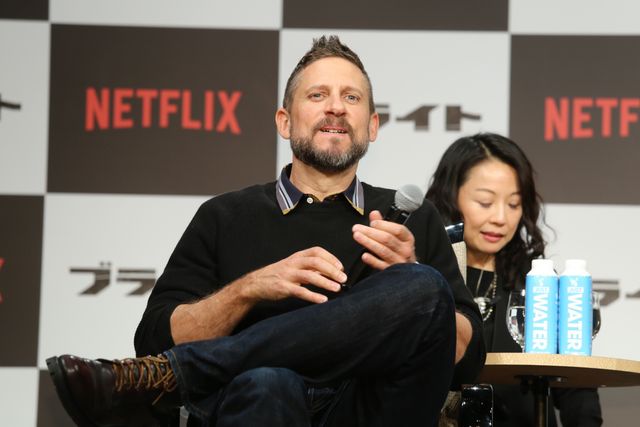 ウィル・スミス＆ノオミ・ラパス提灯もって登場！「ブライト」来日会見（4枚目）