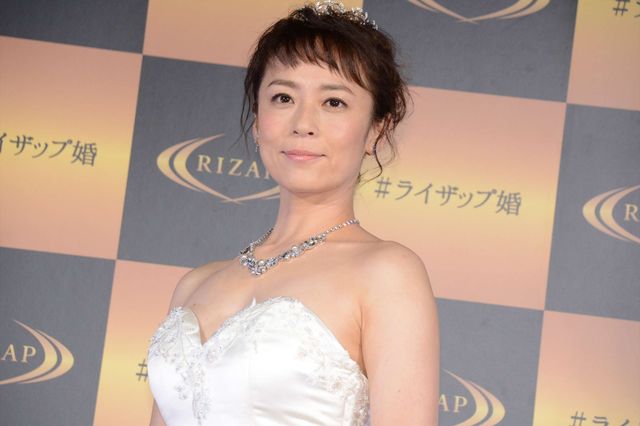 佐藤仁美、結果にコミット！体重12.2kg減＆ウエスト20.5cm減＆体脂肪10.5％減！【写真19枚】（17枚目）