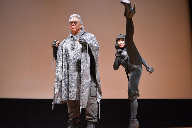 武田梨奈『ゴースト・イン・ザ・シェル』少佐コスでハイキック！フォトギャラリー（3枚目）
