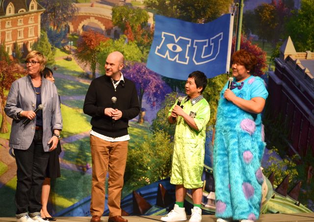 華やかな来日会見！フォトギャラリー（2枚目）