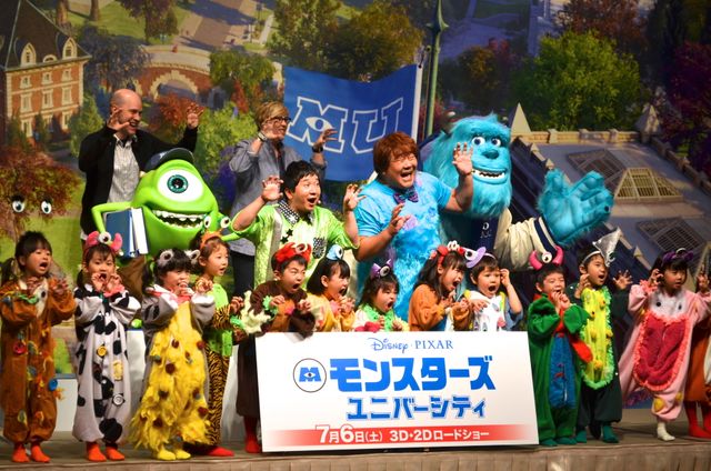 華やかな来日会見！フォトギャラリー（10枚目）