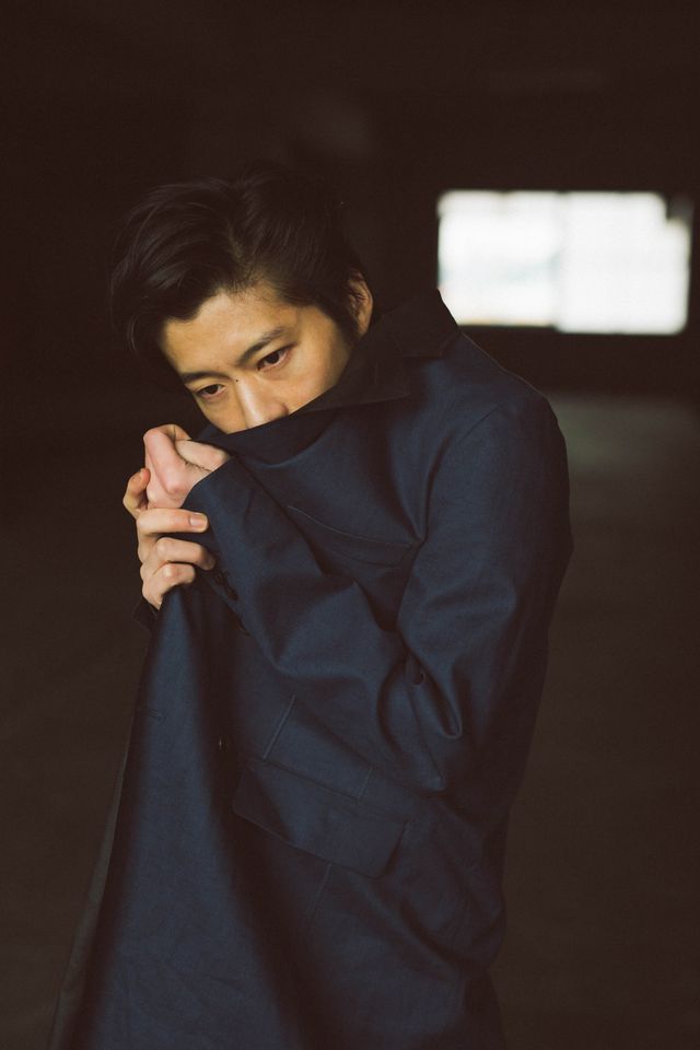 田中圭の写真集「R」より【10枚】（6枚目）