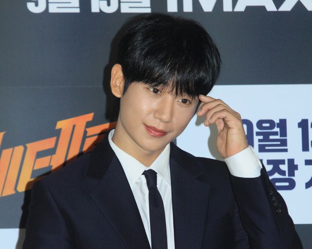 ファン・ジョンミン＆チョン・へイン、映画『ベテラン2』制作報告会の様子（4枚目）