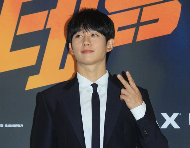 ファン・ジョンミン＆チョン・へイン、映画『ベテラン2』制作報告会の様子（16枚目）