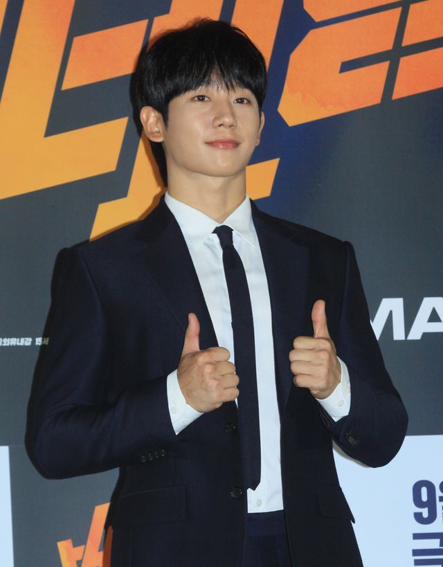 ファン・ジョンミン＆チョン・へイン、映画『ベテラン2』制作報告会の様子（18枚目）