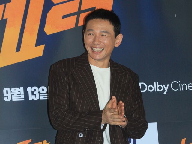 ファン・ジョンミン＆チョン・へイン、映画『ベテラン2』制作報告会の様子（19枚目）