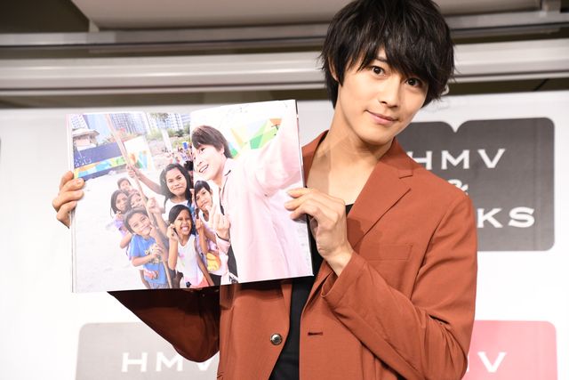 笑顔にドキッ！猪野広樹、2nd写真集出版記念イベント（17枚目）