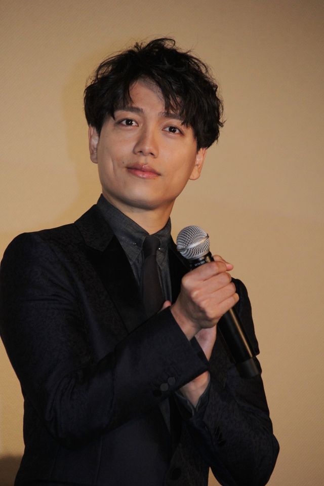 知英『レオン』公開初日舞台あいさつ（4枚目）