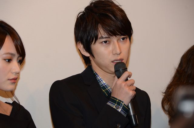 花粉症だけど誕生日を祝福され喜ぶ本郷奏多！『シネマの天使』初日舞台あいさつフォトギャラリー（5枚目）