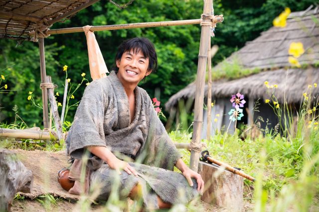 豊臣秀長（仲野太賀）のビフォアアフターが凄すぎる！「豊臣兄弟！」第1回場面写真（5枚目）