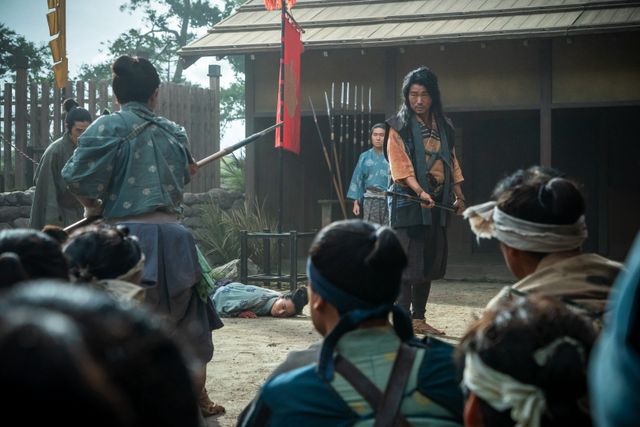 秀吉“家臣オーディション”の模様　「豊臣兄弟！」第18回場面写真（2枚目）