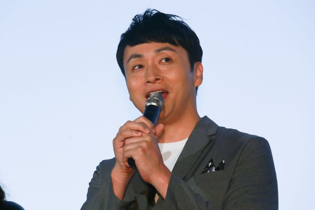 美女オーラ全開！本田翼＆山本美月『少女』初日舞台あいさつフォトギャラリー（11枚目）