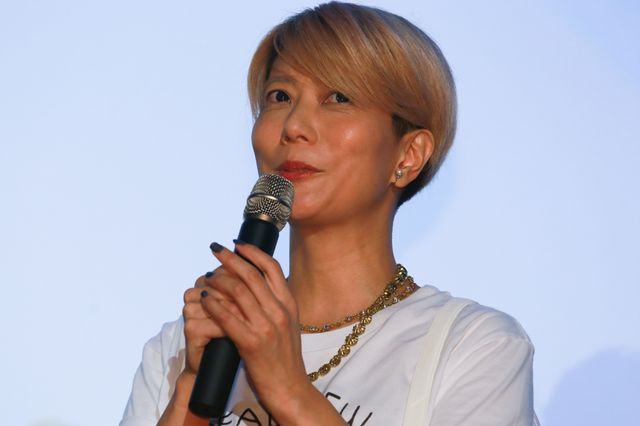 美女オーラ全開！本田翼＆山本美月『少女』初日舞台あいさつフォトギャラリー（13枚目）