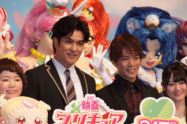 小野賢章、プリキュアに囲まれる！「HUGっと！プリキュア」『映画　プリキュアスーパースターズ！』 合同会見（11枚目）