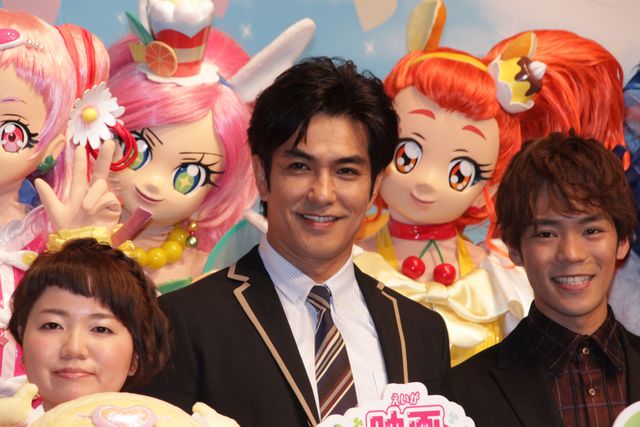 小野賢章、プリキュアに囲まれる！「HUGっと！プリキュア」『映画　プリキュアスーパースターズ！』 合同会見（14枚目）
