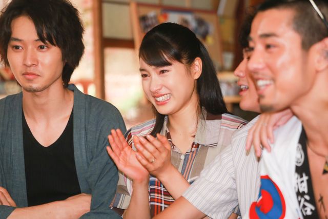 「まれ」撮影終了に土屋太鳳ら涙！クランクアップ取材会フォトギャラリー（26枚目）