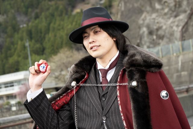 華武利がついにマオウ変身！「仮面ライダーマイス」第7話場面カット：フォトギャラリー