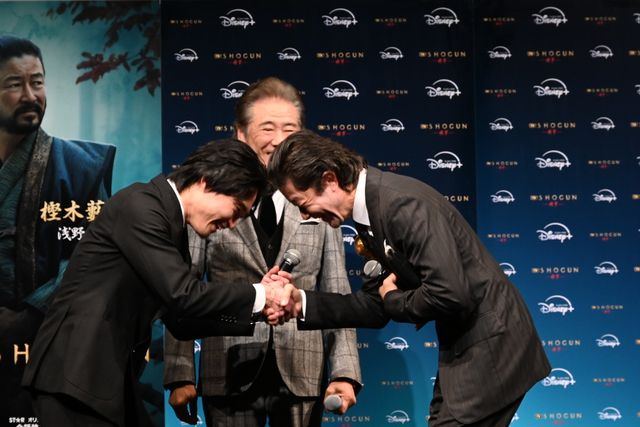 「SHOGUN 将軍」西岡徳馬＆金井浩人、浅野忠信の快挙を祝福！GG賞受賞記念会見（15枚目）