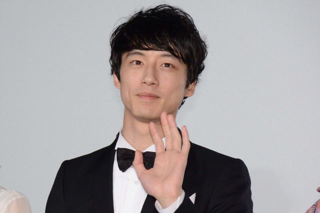 綾瀬はるか＆坂口健太郎のはにかみ笑顔がかわいすぎ！『今夜、ロマンス劇場で』ジャパンプレミア（5枚目）