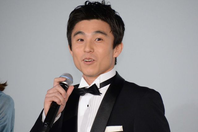 綾瀬はるか＆坂口健太郎のはにかみ笑顔がかわいすぎ！『今夜、ロマンス劇場で』ジャパンプレミア（13枚目）