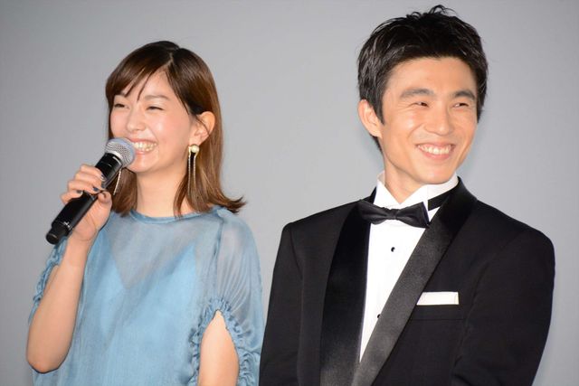 綾瀬はるか＆坂口健太郎のはにかみ笑顔がかわいすぎ！『今夜、ロマンス劇場で』ジャパンプレミア（17枚目）