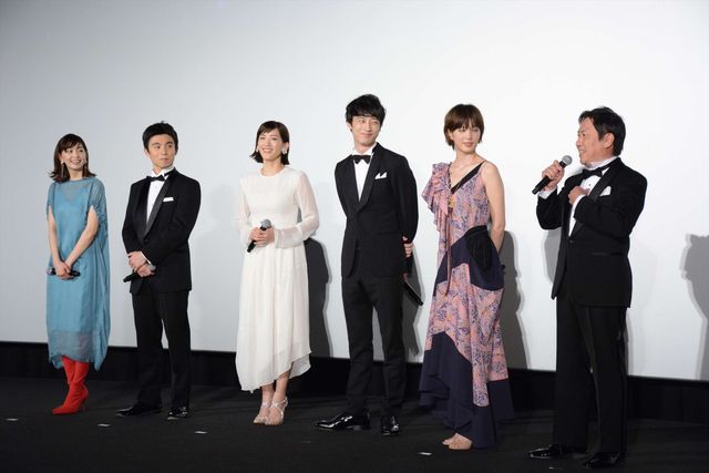 綾瀬はるか＆坂口健太郎のはにかみ笑顔がかわいすぎ！『今夜、ロマンス劇場で』ジャパンプレミア（19枚目）