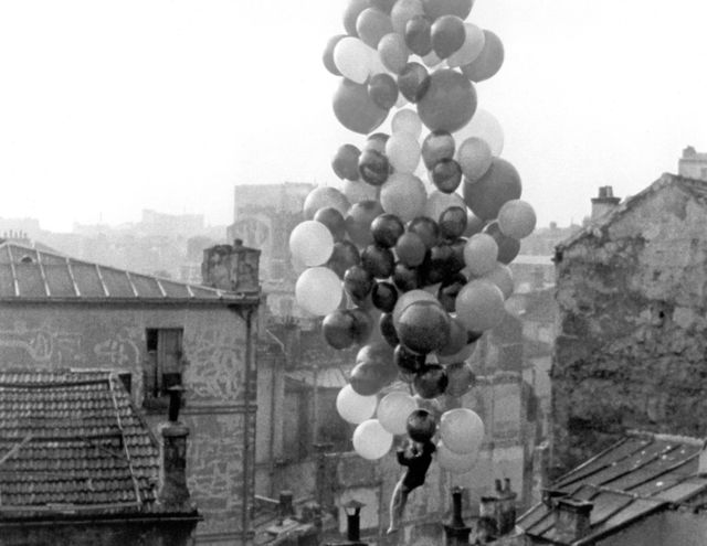 赤い風船 1956年 監督 アルベール ラモリス 出演 パスカル ラモリス 第44回 名画プレイバック シネマトゥデイ