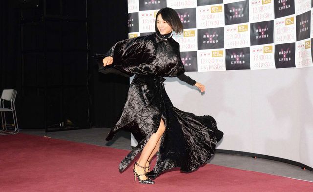 満島ひかり、黒ドレス姿で登場！ドラマ「満島ひかり×江戸川乱歩」試写会（7枚目）