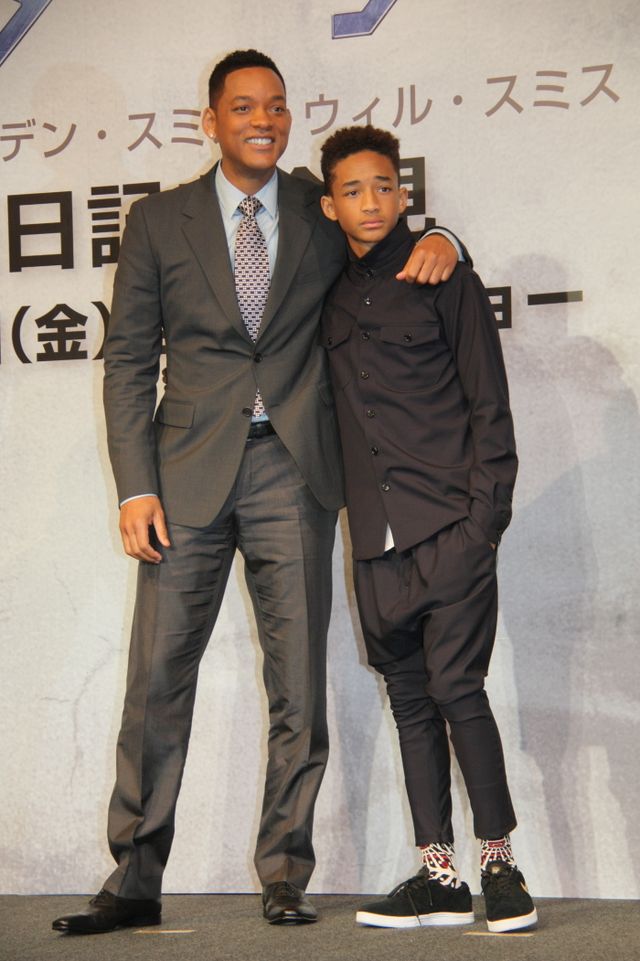 ポスターのマネも！ウィル＆ジェイデン・スミス来日会見フォトギャラリー（6枚目）