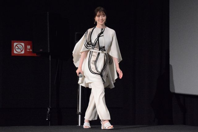 白石麻衣も登場！『名探偵コナン　ハロウィンの花嫁』公開記念舞台あいさつ（2枚目）