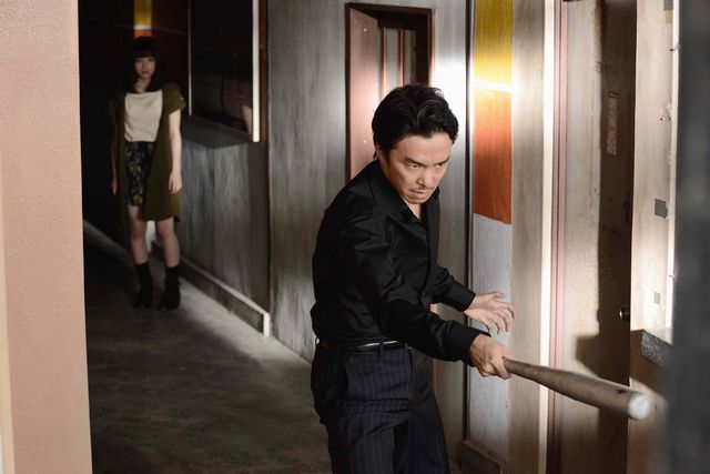 長谷川博己、カッコ良すぎ！『セーラー服と機関銃　－卒業－』フォトギャラリー（2枚目）