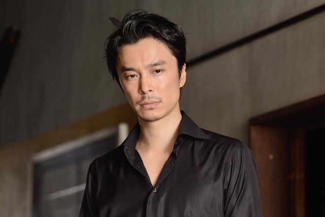 長谷川博己、カッコ良すぎ！『セーラー服と機関銃　－卒業－』フォトギャラリー（3枚目）